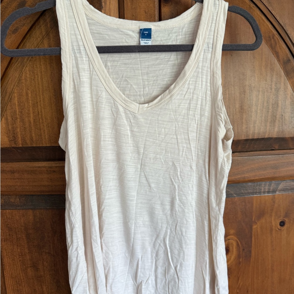 Old Navy Women's Light Cream Tank Top